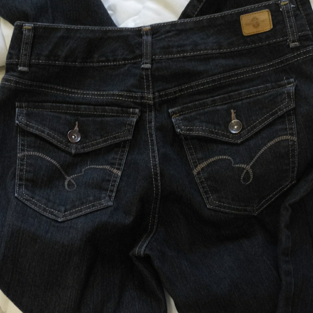 Woman's jeans - Picture 2 of 3